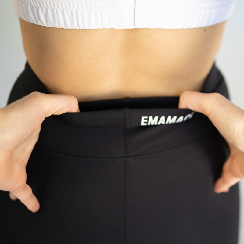 Black athletic shorts with EMAMAC waistband, perfect for heights 165cm and maternity wear